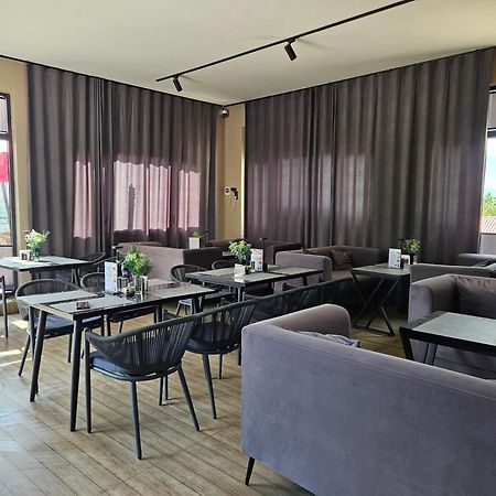 Panorama Lux Guest House Chimgan Luaran gambar