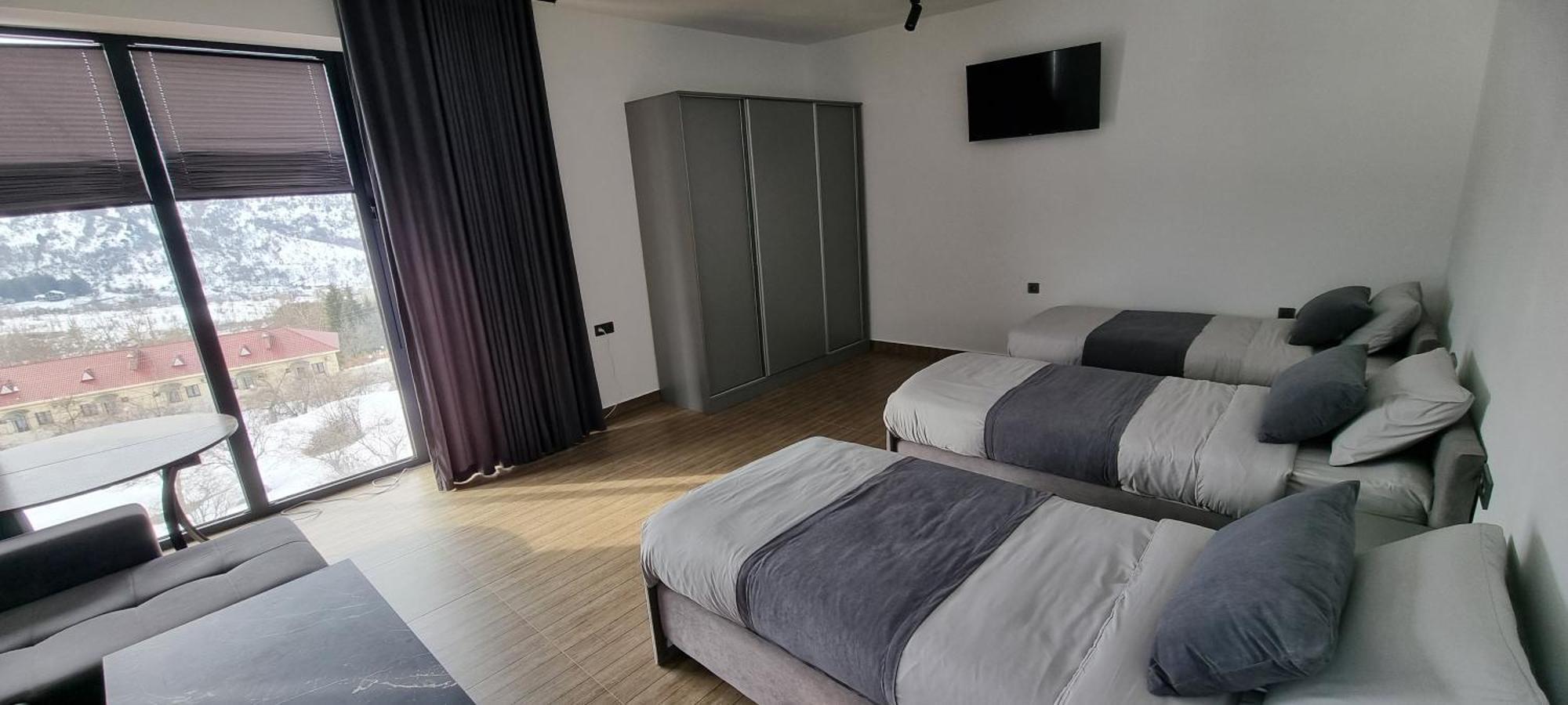 Panorama Lux Guest House Chimgan Luaran gambar