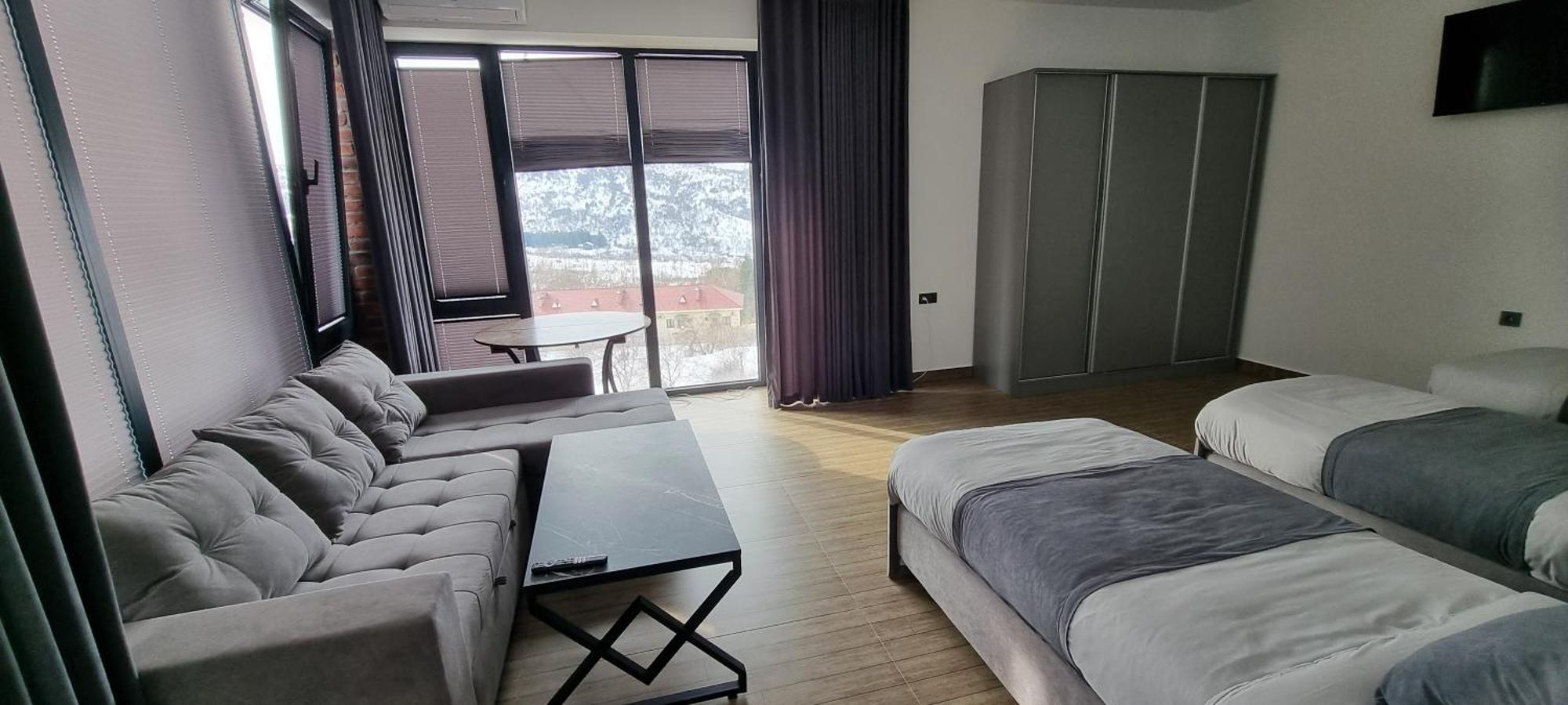 Panorama Lux Guest House Chimgan Luaran gambar